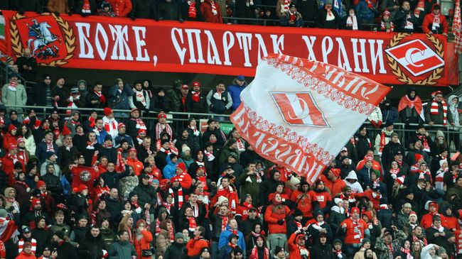 Болельщики Спартака на матче с Рубином Болельщики Спартака на матче с Рубином