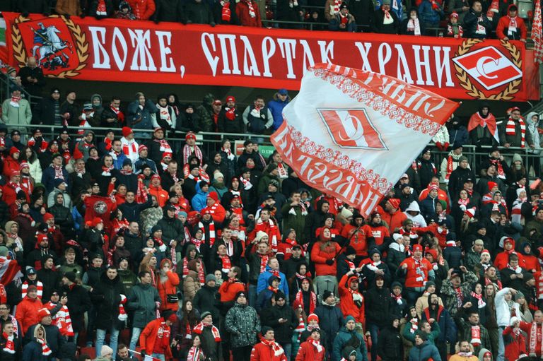 Болельщики Спартака на матче с Рубином