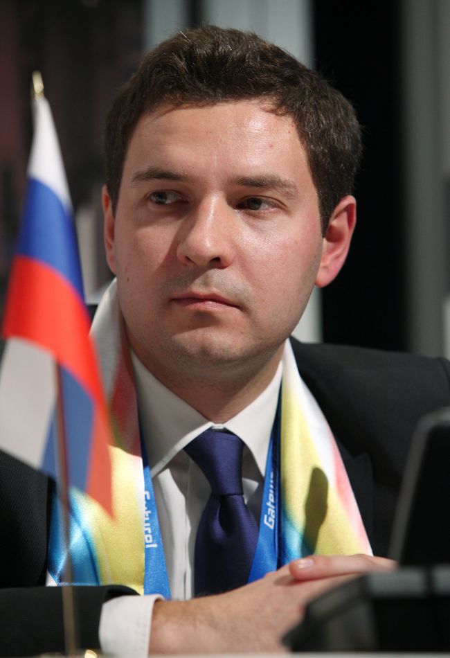 Владимир Леонов