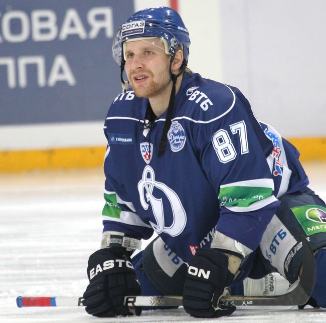 Леонид Комаров Леонид Комаров