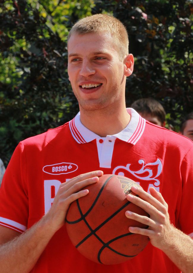 Сергей Моня