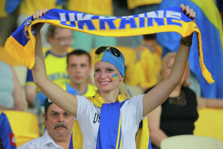 Украинская болельщица Украинская болельщица