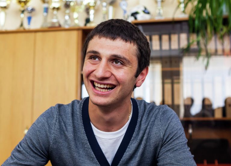 Футболист Алан Дзагоев защитил диплом в ТГУ Футболист Алан Дзагоев защитил диплом в ТГУ