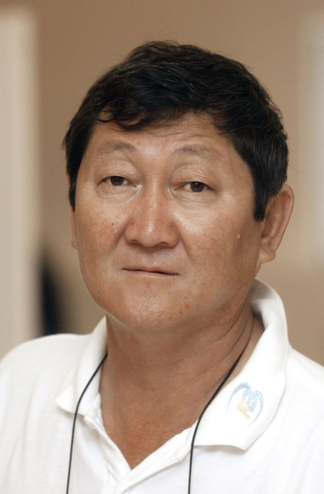 Владимир Ешеев