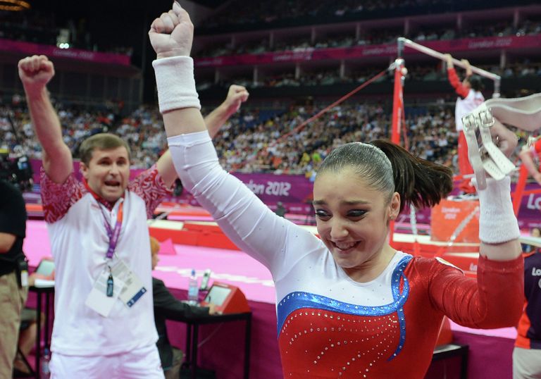 ОИ - 2012. Спортивная гимнастика. Женщины. Брусья ОИ - 2012. Спортивная гимнастика. Женщины. Брусья