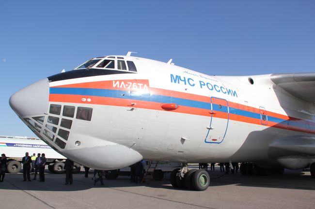 Самолет МЧС