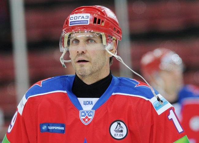 Алексей Яшин
