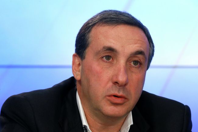Евгений Гинер