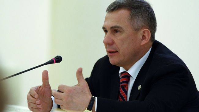 Рустам Минниханов Рустам Минниханов
