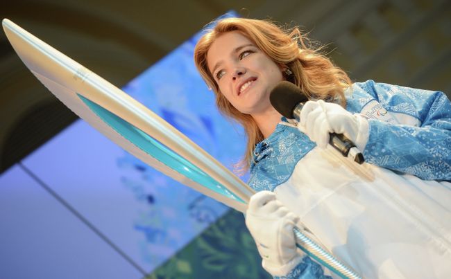 Презентация факела и униформы эстафеты Олимпийского огня Презентация факела и униформы эстафеты Олимпийского огня