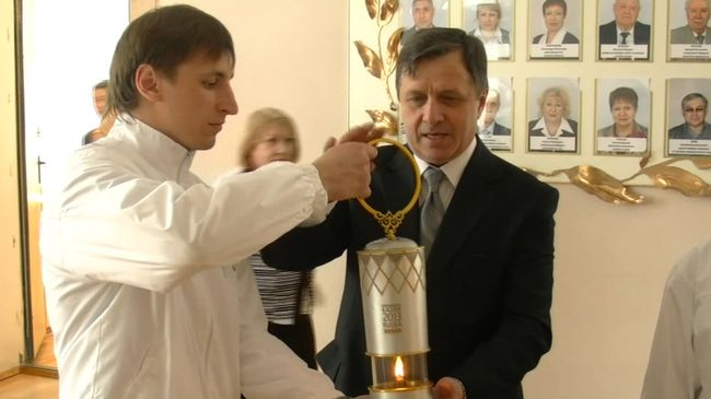 Хранители огня летней Универсиады уехали с ним из Хабаровска в Якутск