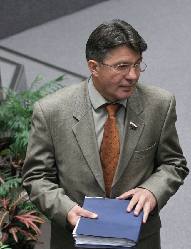 Виктор Озеров