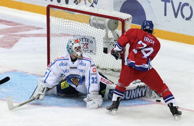 Нико Ховинен