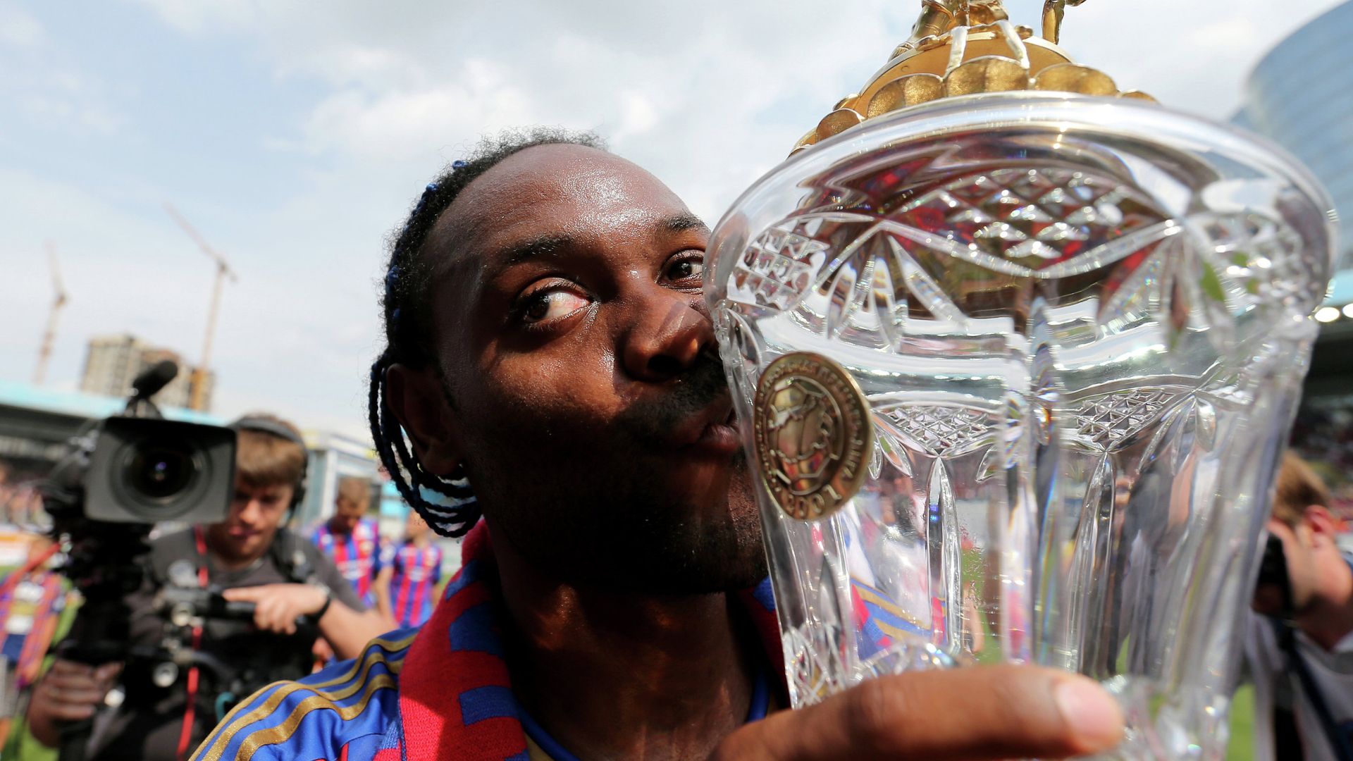 Нападающий ЦСКА Вагнер Лав радуется победе в Чемпионате России Нападающий ЦСКА Вагнер Лав радуется победе в Чемпионате России - РИА Новости, 1920, 25.09.2026