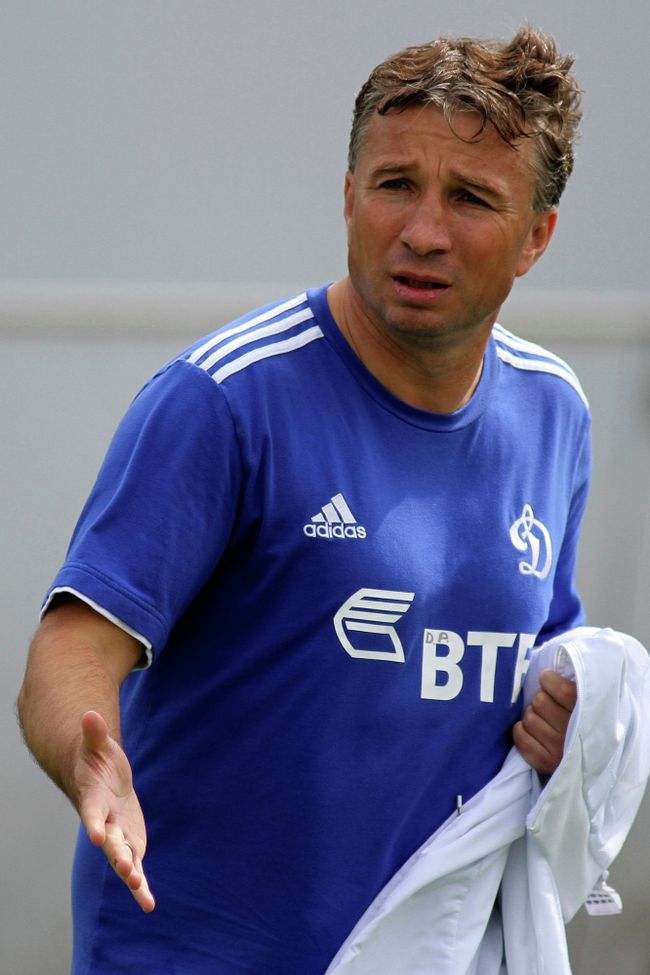 Дан Петреску