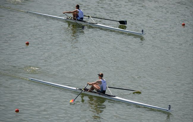 Российский спортсмен Алексей Некрасов (слева) Российский спортсмен Алексей Некрасов (слева)