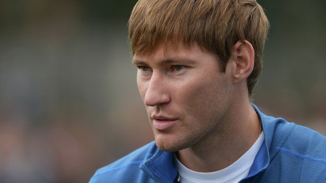 Спортсмен Александр Шустов Спортсмен Александр Шустов