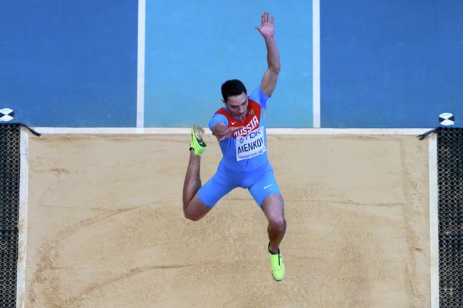 Александр Меньков