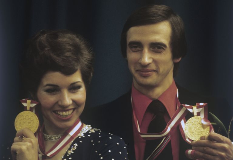 Фигуристы Людмила Пахомова и Александр Горшков Фигуристы Людмила Пахомова и Александр Горшков