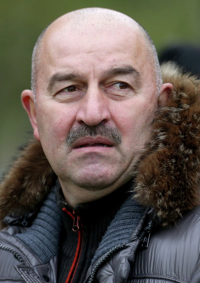 Главный тренер Амкара Станислав Черчесов Главный тренер Амкара Станислав Черчесов