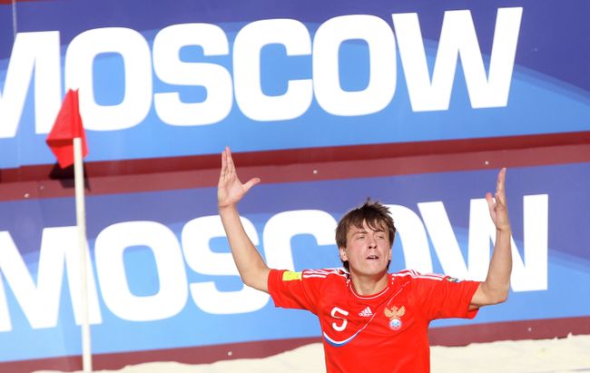 Игрок сборной России по пляжному футболу Юрий Крашенинников
