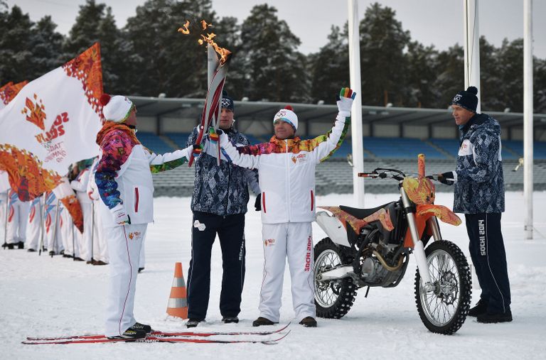 Александр Тихонов (слева) и мастер спорта международного класса по мотокроссу Александр Платонов Александр Тихонов (слева) и мастер спорта международного класса по мотокроссу Александр Платонов