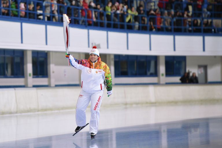 Мастер спорта международного класса по конькобежному спорту Елена Тюшнякова Мастер спорта международного класса по конькобежному спорту Елена Тюшнякова