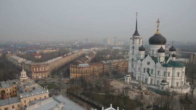 Воронеж. Благовещенский собор в Первомайском сквере. Улица Мира. Воронеж. Благовещенский собор в Первомайском сквере. Улица Мира.