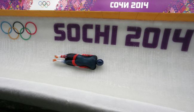 Элизабет Ярнольд