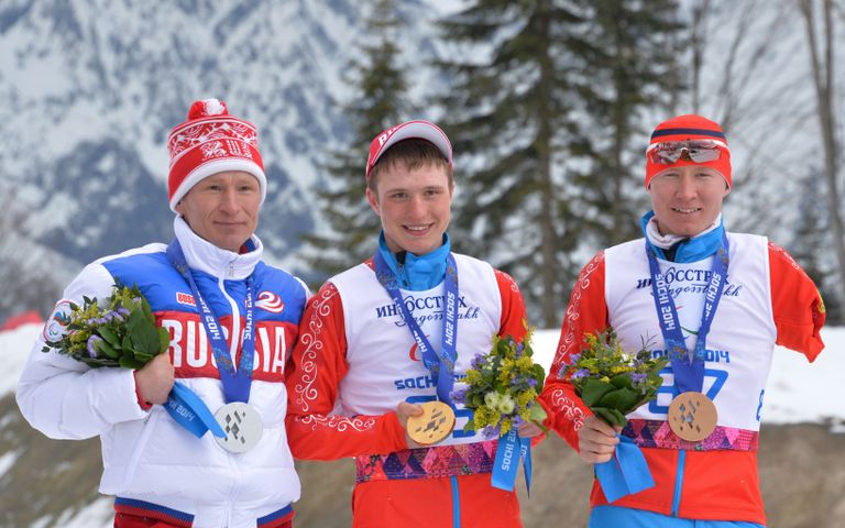 Владимир Кононов - серебряная медаль, Александр Проньков - золотая медаль, Владислав Лекомцев - бронзовая медаль слева направо Владимир Кононов - серебряная медаль, Александр Проньков - золотая медаль, Владислав Лекомцев - бронзовая медаль слева направо
