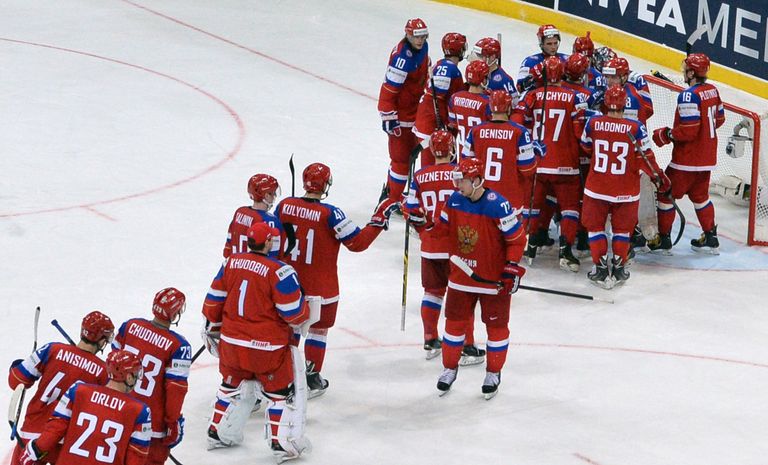 Хоккеисты сборной России