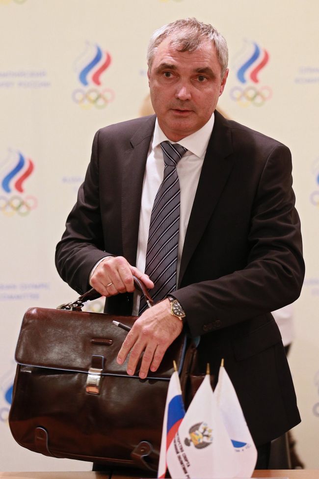Леонид Мельников