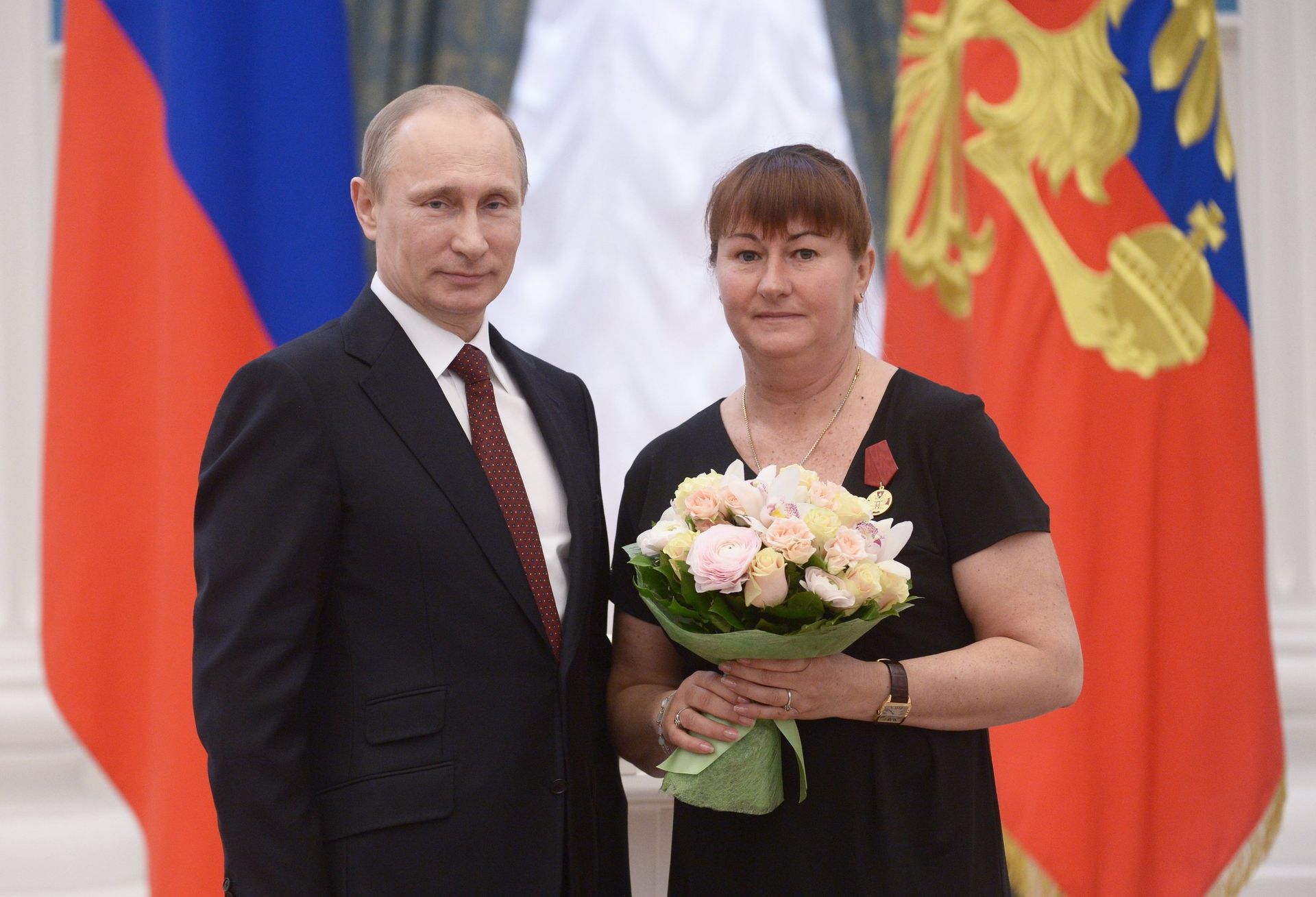 Владимир Путин и Елена Вяльбе Владимир Путин и Елена Вяльбе - РИА Новости, 1920, 01.01.2025