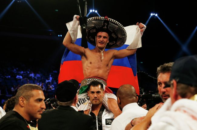 Российский боксер Евгений Градович защитил титул чемпиона мира по версии IBF