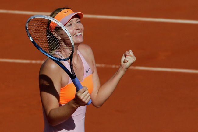 Мария Шарапова радуется выходу в финал Ролан Гаррос