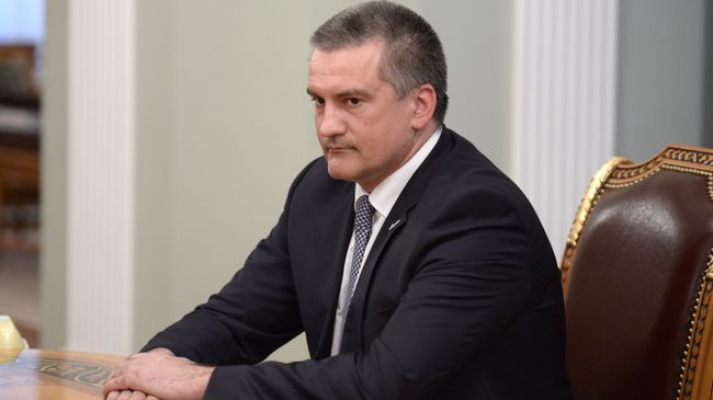 Исполняющий обязанности губернатора Крыма Сергей Аксенов Исполняющий обязанности губернатора Крыма Сергей Аксенов