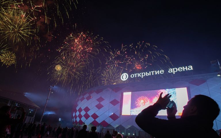 Салют над стадионом Открытие Арена Салют над стадионом Открытие Арена