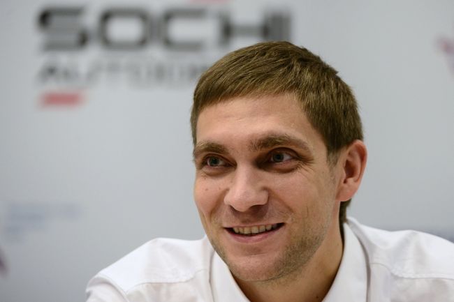 Виталий Петров
