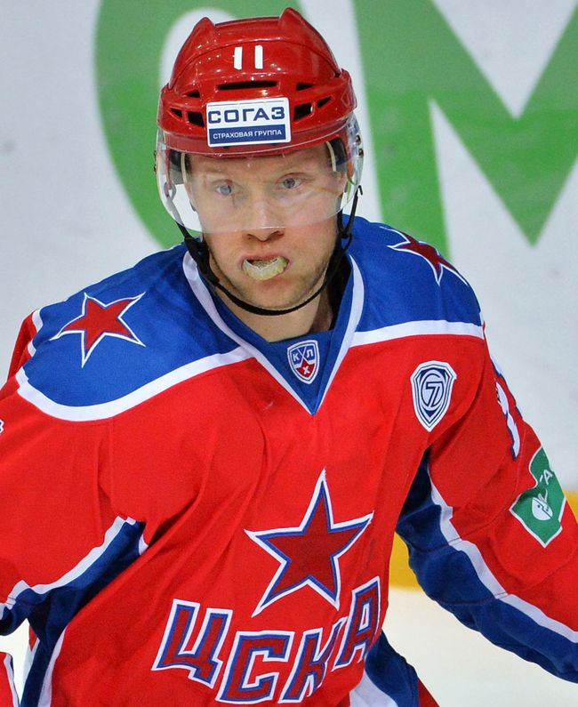 Форвард ЦСКА Сергей Андронов Форвард ЦСКА Сергей Андронов