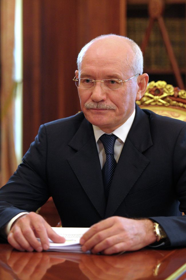 Рустэм Хамитов