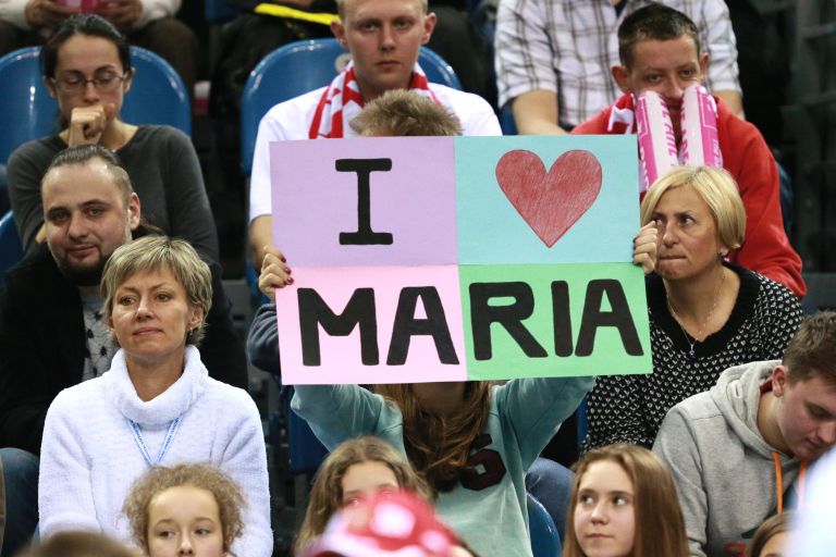 Болельщики во время четвертьфинального матча Кубка Федерации - 2015 Марии Шараповой (Россия) против Урсулы Радваньской (Польша) в Кракове Болельщики во время четвертьфинального матча Кубка Федерации - 2015 Марии Шараповой (Россия) против Урсулы Радваньской (Польша) в Кракове