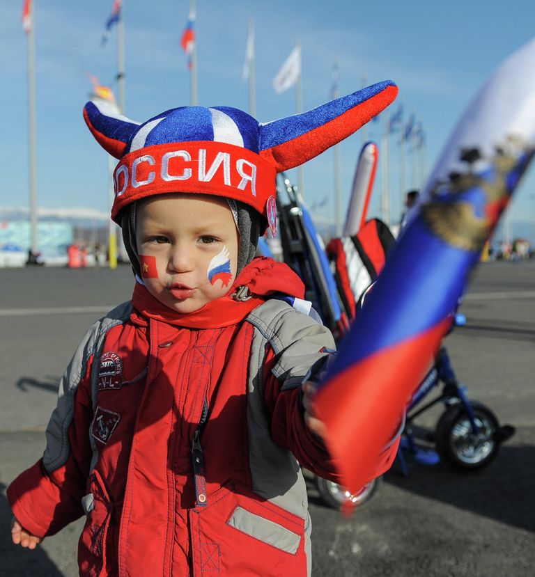 Юный болельщик Российской команды в Олимпийском парке Сочи Юный болельщик Российской команды в Олимпийском парке Сочи