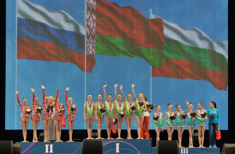 Призеры групповых упражнений с пятью мячами среди юниорок на чемпионате Европы по художественной гимнастике Призеры групповых упражнений с пятью мячами среди юниорок на чемпионате Европы по художественной гимнастике