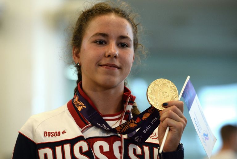 Пловчиха Арина Опенышева на торжественной церемонии встречи сборной России, прибывшей с I Европейских игр Пловчиха Арина Опенышева на торжественной церемонии встречи сборной России, прибывшей с I Европейских игр
