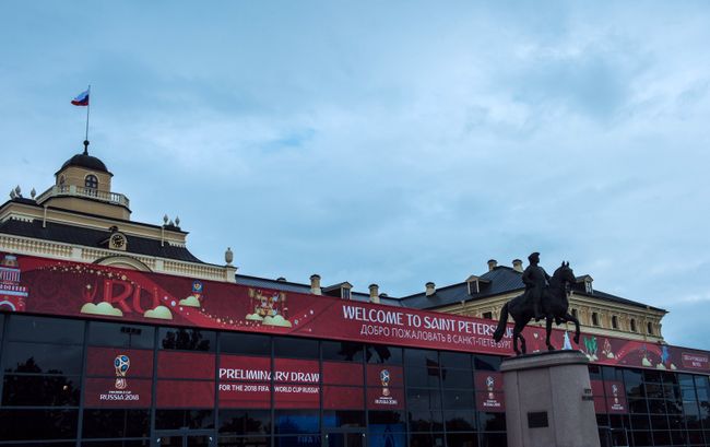 Подготовка к предварительной жеребьевке ЧМ-2018 по футболу в Санкт-Петербурге Подготовка к предварительной жеребьевке ЧМ-2018 по футболу в Санкт-Петербурге