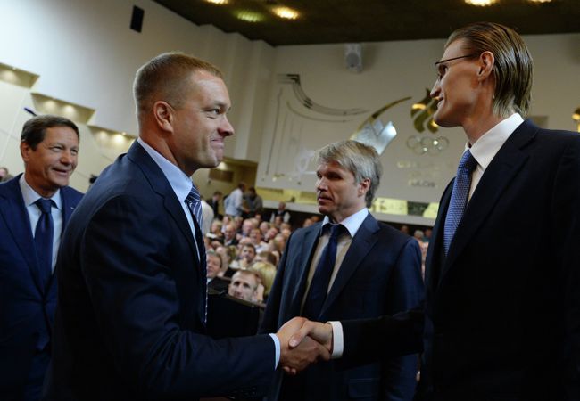 Александр Жуков, Андрей Ватутин, Павел Колобков, Андрей Кириленко (слева направо) Александр Жуков, Андрей Ватутин, Павел Колобков, Андрей Кириленко (слева направо)