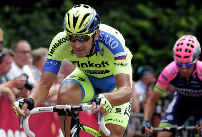 Российский велогонщик Tinkoff-Saxo Николай Трусов