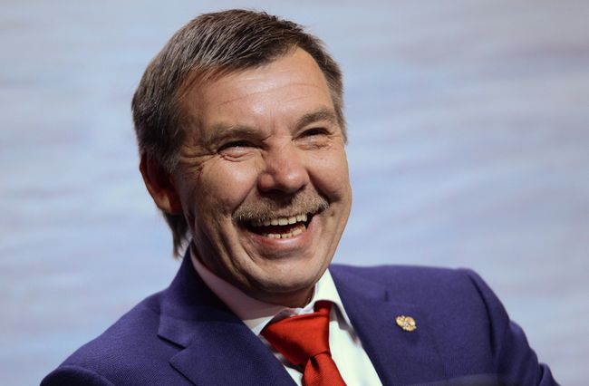 Главный тренер сборной России по хоккею Олег Знарок