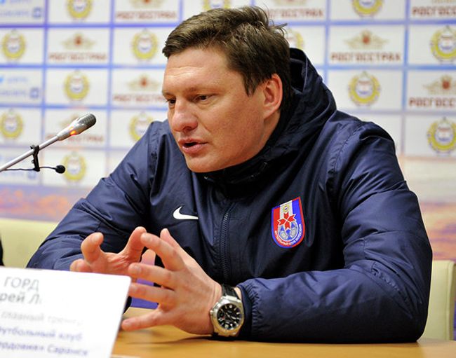 Главный тренер ФК Мордовия Андрей Гордеев