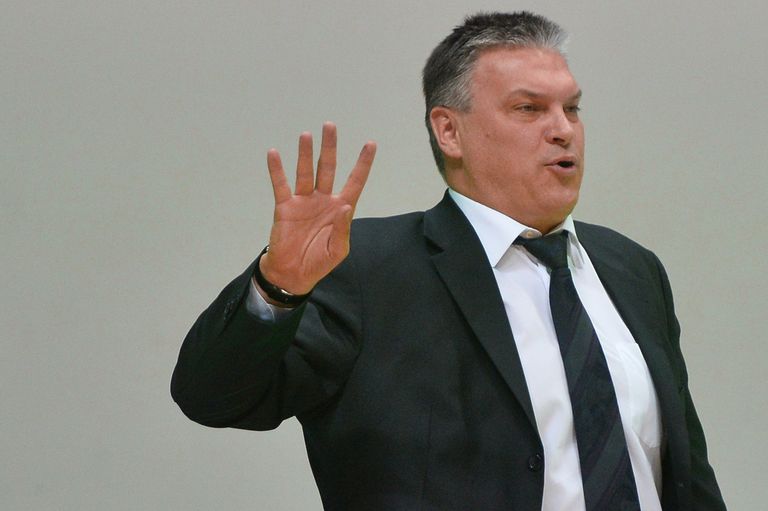 Главный тренер БК УНИКС Евгений Пашутин